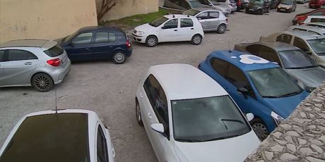 Muke po parkingu (Foto: Dnevnik.hr) - 5