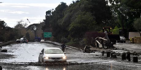 Odroni i poplave u Kaloforniji (Foto: AFP)