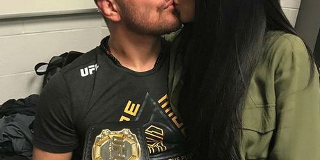 Stipe Miočić i supruga Ryan (Instagram)