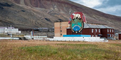 Pyramiden - 5