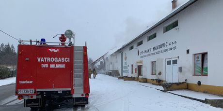 Požar u skladištu u Sloboštini kod Požege (Foto: A. M./034portal.hr) - 1