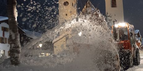 Snijeg je zatrpao Austriju (Foto: AFP) - 3
