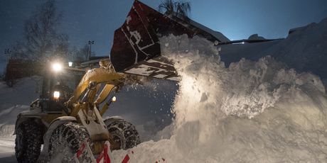 Snijeg je zatrpao Austriju (Foto: AFP) - 5