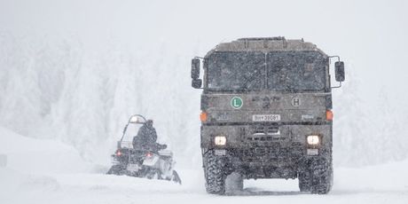 Snijeg je zatrpao Austriju (Foto: AFP) - 4