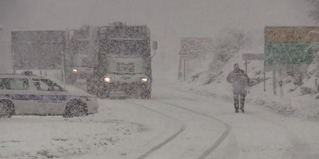 Snijeg stvara probleme na cestama (Foto: Dnevnik.hr) - 4