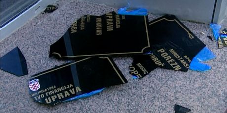 Povratak dvojezičnih ploča u Vukovar? (Foto: Dnevnik.hr) - 3