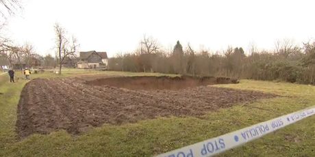 Rupa u Mečenčanima sve je šira - 6