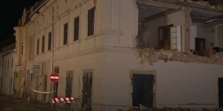 Andrija Jarak u Petrinji: Mjesec dana nakon potresa - 4