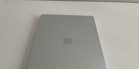 Surface Laptop Go - 8