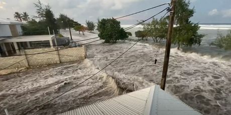 Tonga: Erupcija vulkana, pa tsunami - 8