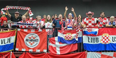 Hrvatski navijači