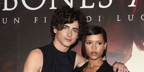 Taylor Russell i Timothee Chalamet