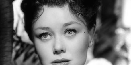 Glynis Johns - 10