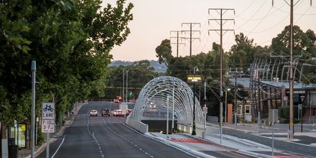 O-Bahn u Adelaidu u Australiji - 1