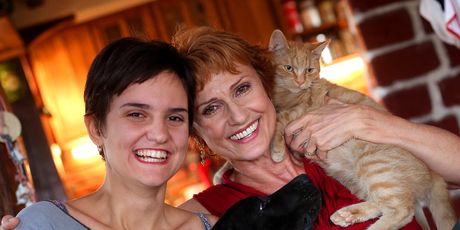 Almira Osmanović i kćer Sara - 4