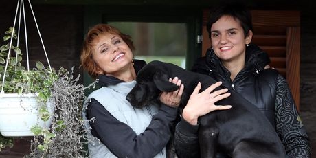 Almira Osmanović i kćer Sara - 5