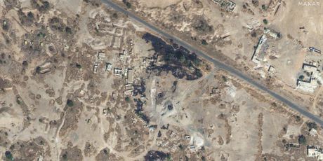 Satelitske snimke prikazuju posljedice napada na mete u Jemenu - 2