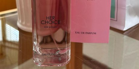 La Rive Her Choice