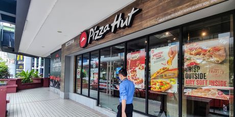 Pizza Hut - 4