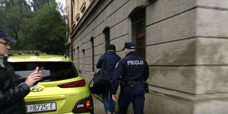Uhićeni policajci i pročelnica - 4