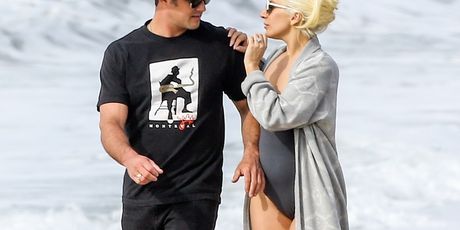 Taylor Kinney i Lady Gaga - 2