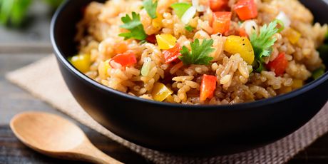 Pržena riža je omiljeno jelo azijske kuhinje