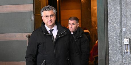 Andrej Plenković na pogrebu Emila Vukova