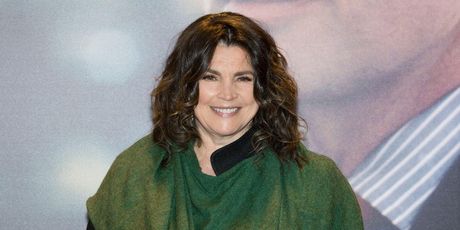 Julia Ormond - 7