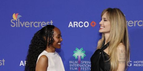 Angelina Jolie i kći Zahara