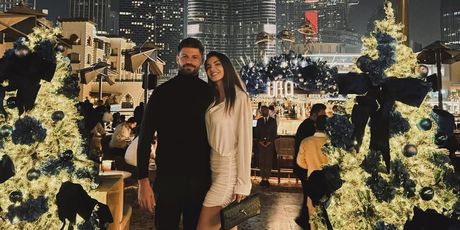 Iva Šarić i Bruno Petković na obiteljskom odmoru u Dubaiju - 3