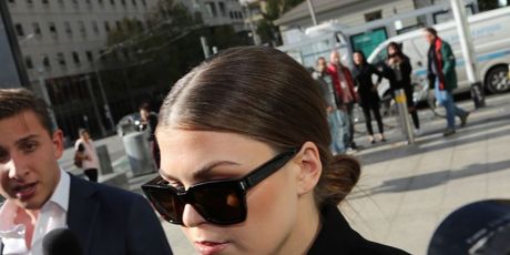 Belle Gibson - 3