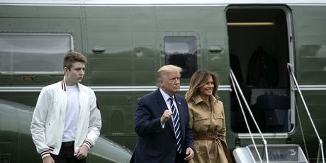 Barron Trump s roditeljima - 7