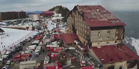 Požar u hotelu na skijalištu u Turskoj - 1