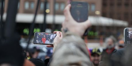 Stotine sudionika napada na Kapitol puštene iz zatvora nakon Trumpova pomilovanja - 1