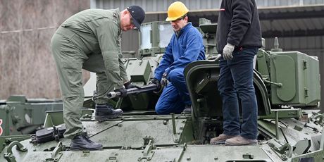 Obuka mehaničara na novim borbenim vozilima Bradley - 5