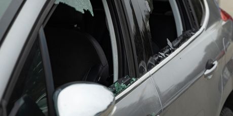 Vandalisti uništili automobile u Splitu - 3