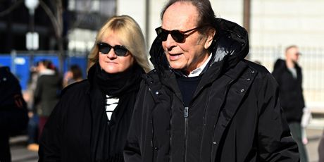 Miro Ungar sa suprugom