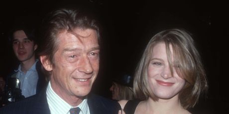 Bridget Fonda - 6