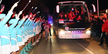 Ispraćaj rukometaša