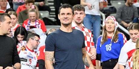 Dejan Lovren - 3