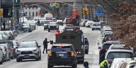 Oklopljeni konvoj koji je prevozio Madura - 12