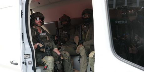 Oklopljeni konvoj koji je prevozio Madura - 13