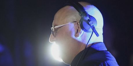 In Magazin: Guilherme Peixoto, svećenik DJ - 8