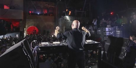 In Magazin: Guilherme Peixoto, svećenik DJ - 9