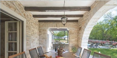 Villa Barbarela, Muntrilj