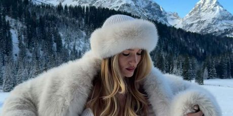 Rosie Huntington-Whiteley - 3