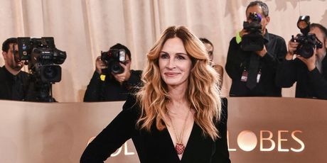 Julia Roberts - 1
