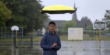 Lebdeći kišobran inovatora Johna Tsea s kanala I Build Stuff - 1