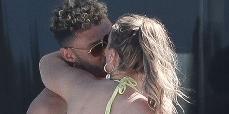 Perrie Edwards i Alex Oxlade-Chamberlain - 1