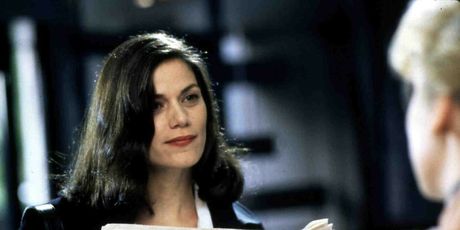 Linda Fiorentino - 4